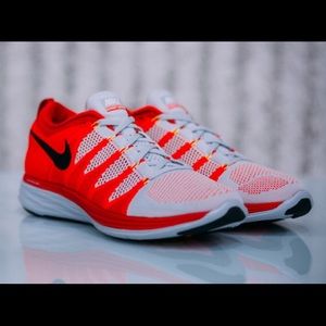 Nike flyknit lunar 2